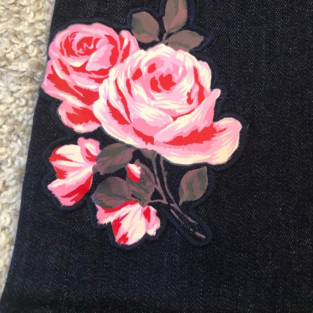 Kate Spade ‘Rambling Roses jeans’ - Picture 9 of 15
